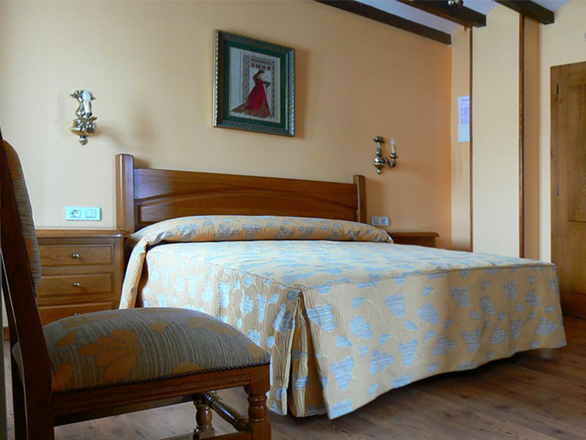 Posada Ribera Del Pas Iruz Room photo