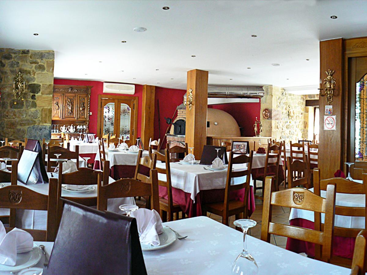 Posada Ribera Del Pas Iruz Exterior photo